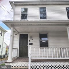 232 S ILLINOIS AVE, Martinsburg, WV 25401