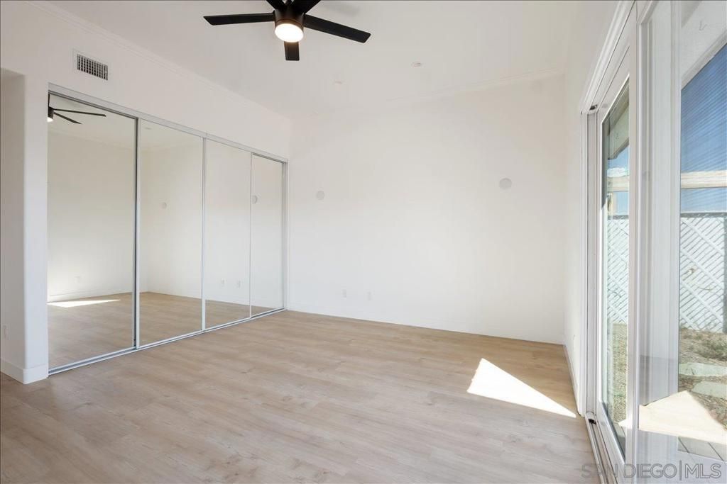 Image 25 of property listing at 3027 Hunrichs Way, San Diego, CA 92117