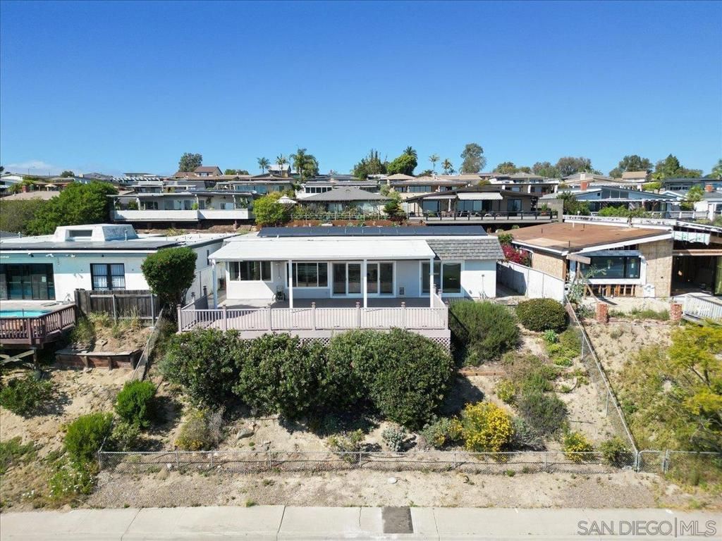 Image 40 of property listing at 3027 Hunrichs Way, San Diego, CA 92117