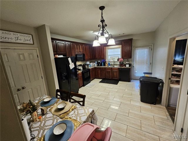 16533 W Timbertop W, Fosters, AL 35463