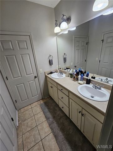 16533 W Timbertop W, Fosters, AL 35463