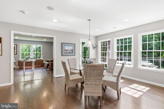810 JOSHUA CT, Moorestown, NJ 08057