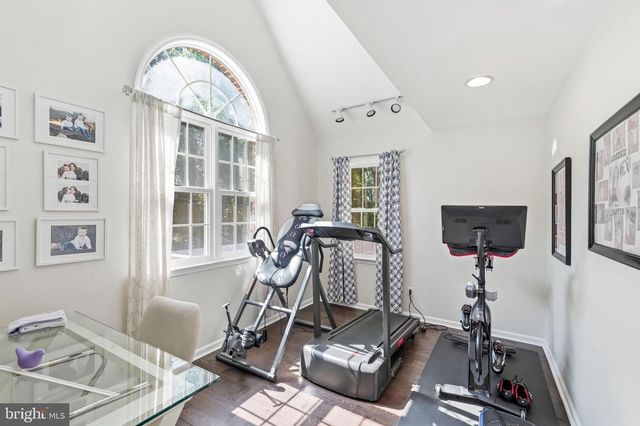 810 JOSHUA CT, Moorestown, NJ 08057