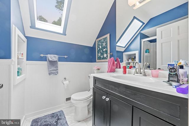 810 JOSHUA CT, Moorestown, NJ 08057