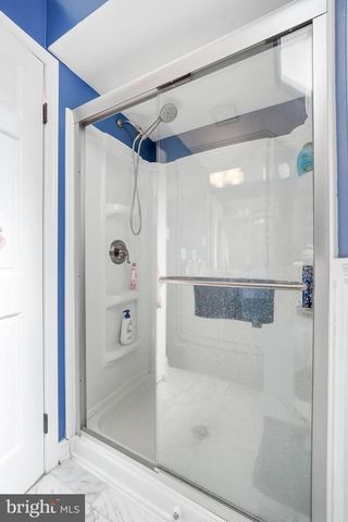 810 JOSHUA CT, Moorestown, NJ 08057