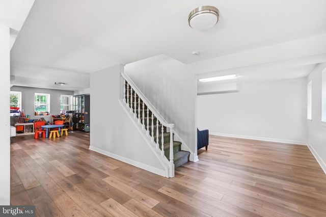 810 JOSHUA CT, Moorestown, NJ 08057