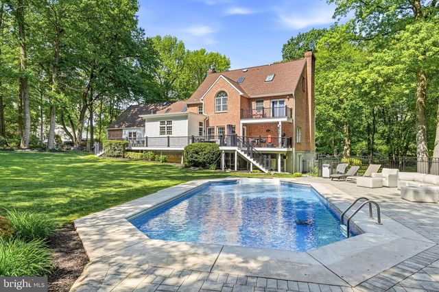 810 JOSHUA CT, Moorestown, NJ 08057