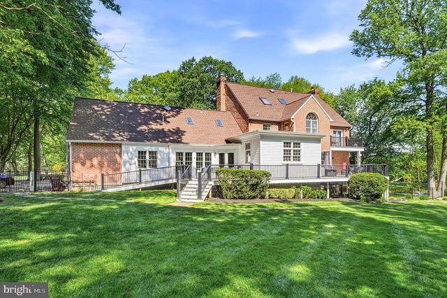 810 JOSHUA CT, Moorestown, NJ 08057