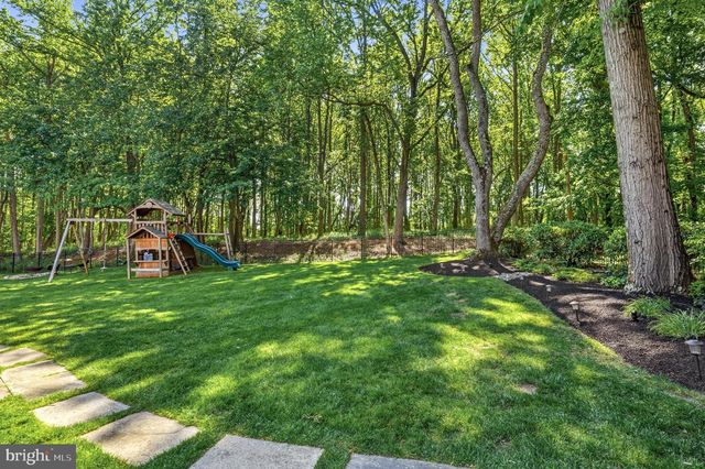 810 JOSHUA CT, Moorestown, NJ 08057