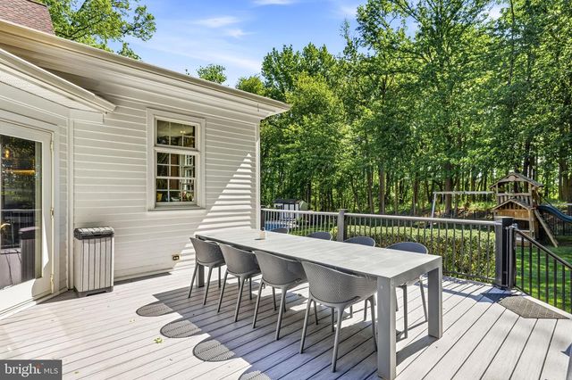 810 JOSHUA CT, Moorestown, NJ 08057