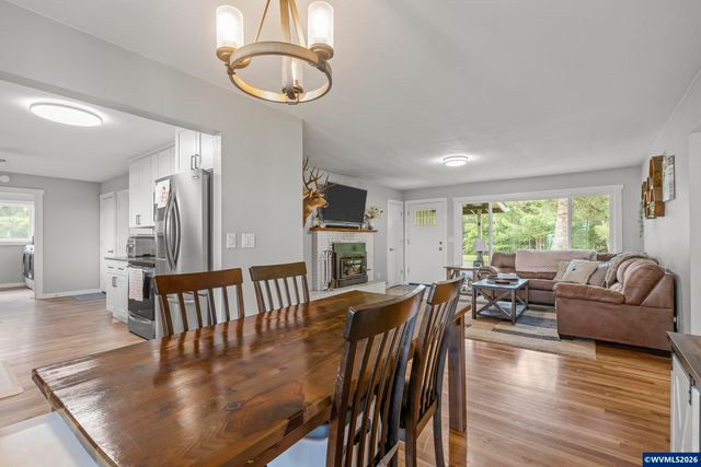 2239 Steiwer Rd SE, Jefferson, OR 97362