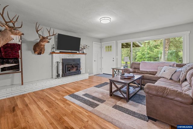 2239 Steiwer Rd SE, Jefferson, OR 97362
