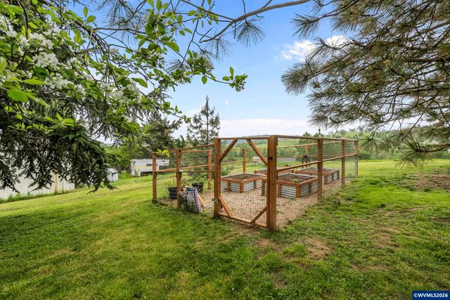 2239 Steiwer Rd SE, Jefferson, OR 97362