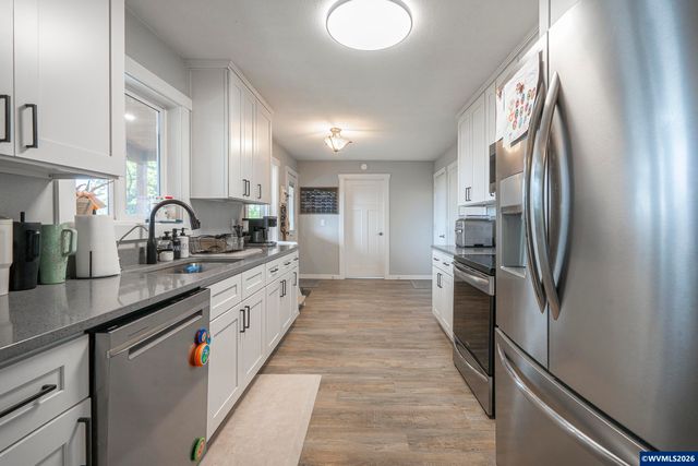 2239 Steiwer Rd SE, Jefferson, OR 97362