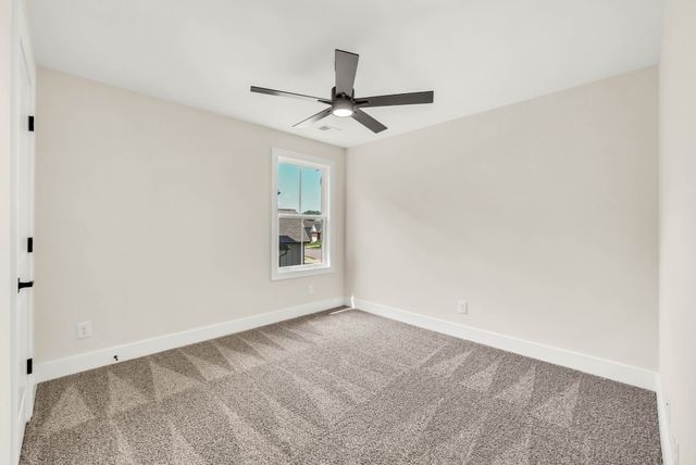 353 Chase Dr, Clarksville, TN 37043
