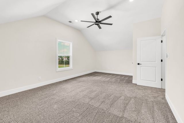 353 Chase Dr, Clarksville, TN 37043
