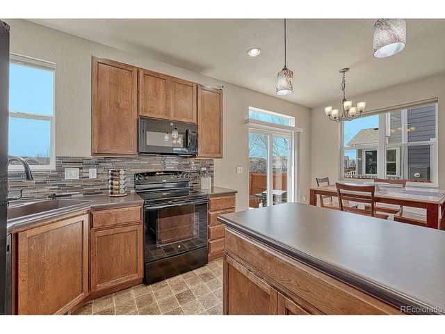 490 Dukes Way, Dacono, CO 80514