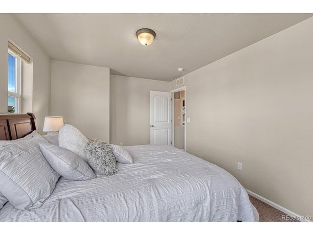 490 Dukes Way, Dacono, CO 80514