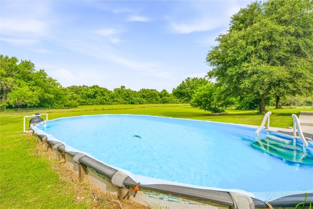 118 Pleasant Valley Lane, Weatherford, TX 76087