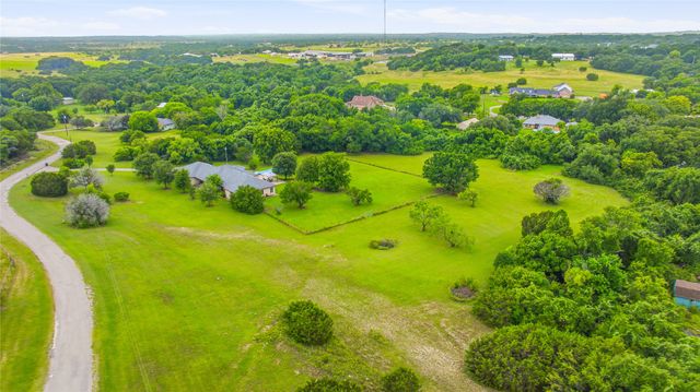 118 Pleasant Valley Lane, Weatherford, TX 76087