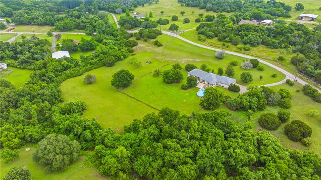 118 Pleasant Valley Lane, Weatherford, TX 76087