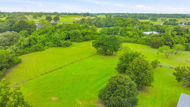 118 Pleasant Valley Lane, Weatherford, TX 76087