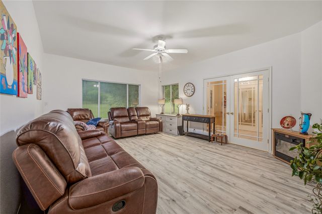 118 Pleasant Valley Lane, Weatherford, TX 76087