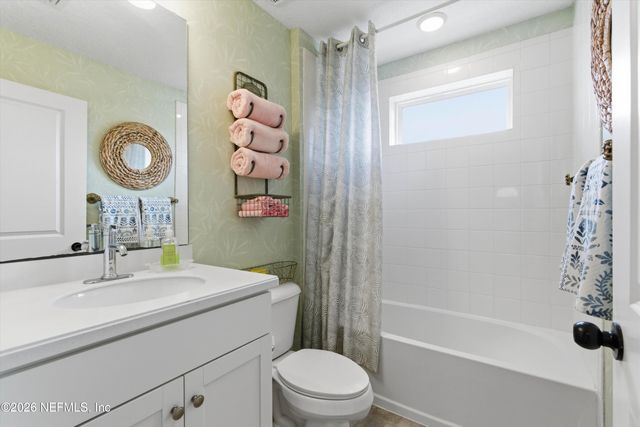 489 VISTA LAKE Circle, Ponte Vedra, FL 32081