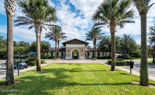 489 VISTA LAKE Circle, Ponte Vedra, FL 32081