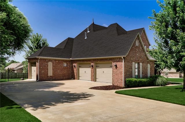 1971 Cherborg Avenue, Springdale, AR 72764