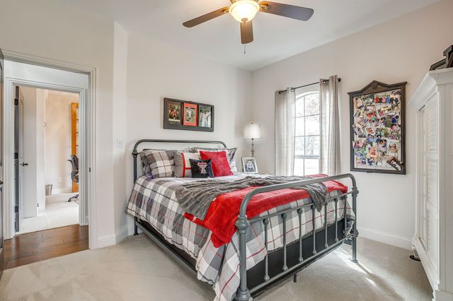 104 Oakbend Court, Weatherford, TX 76088