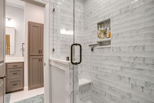 104 Oakbend Court, Weatherford, TX 76088