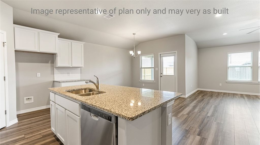 7609 Lacey Dr, Corpus Christi, TX 78414 — photo 3