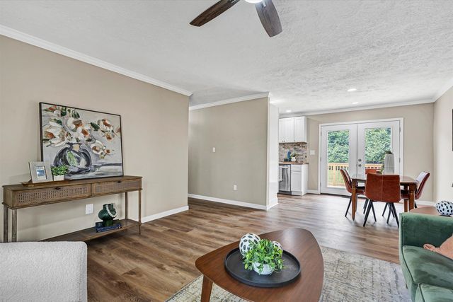 30 Grayson ST, Rocky Mount, VA 24151