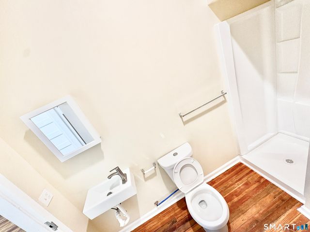 105 Bank Street 3C, Waterbury, CT 06702