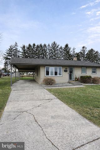 8 THEODORE AVE, Middletown, PA 17057