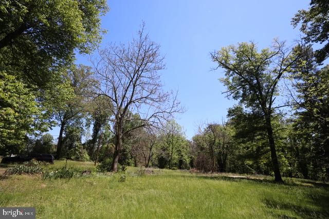 18465 BROOKE RD, Sandy Spring, MD 20860