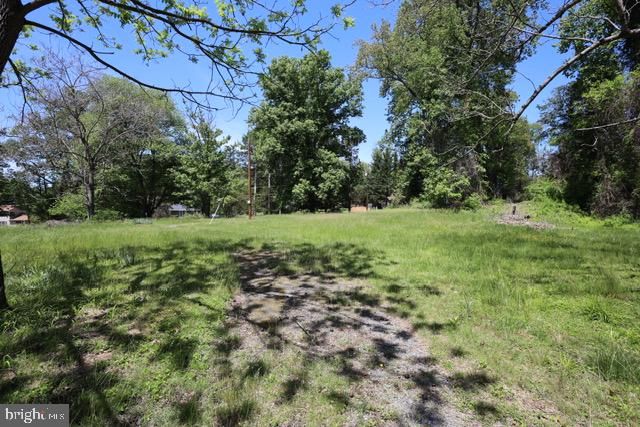 18465 BROOKE RD, Sandy Spring, MD 20860