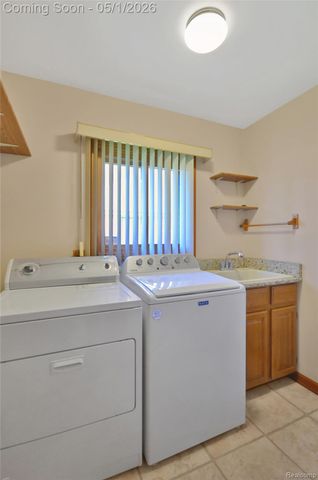 52598 Bordeaux Way, Shelby Charter Township, MI 48315