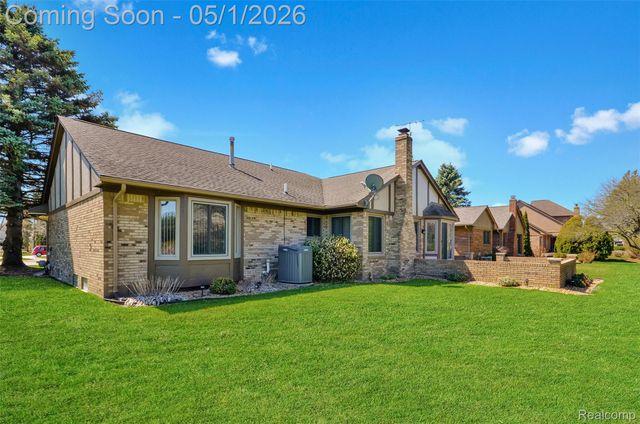 52598 Bordeaux Way, Shelby Charter Township, MI 48315