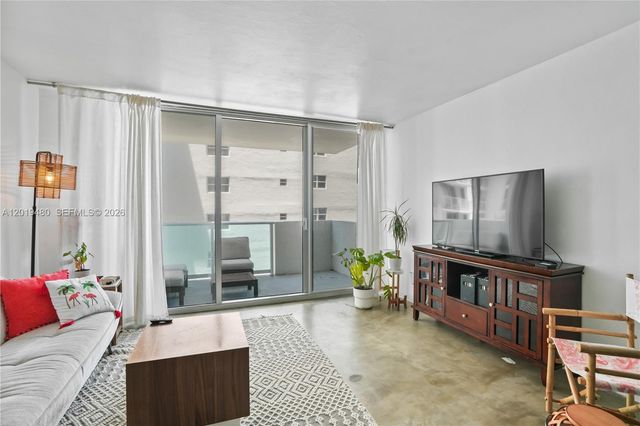1200 W Ave 819 819, Miami Beach, FL 33139