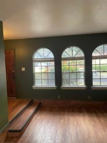 9101 Rockcrest CIR, Austin, TX 78759