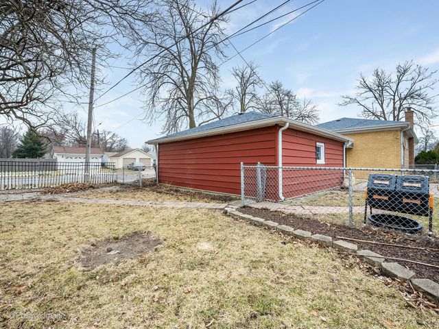 18547 Lexington Avenue, Homewood, IL 60430