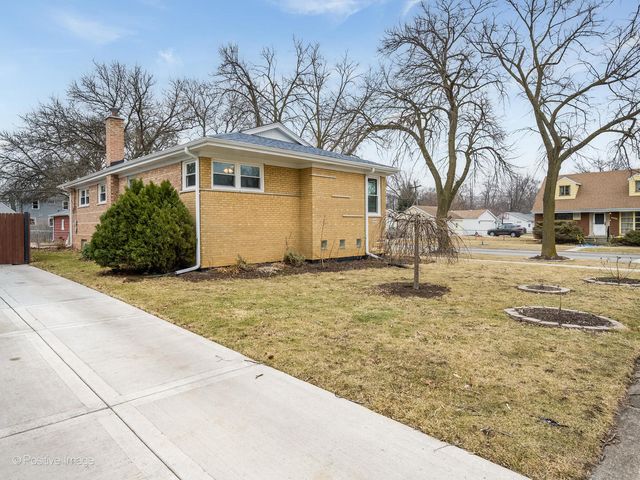 18547 Lexington Avenue, Homewood, IL 60430