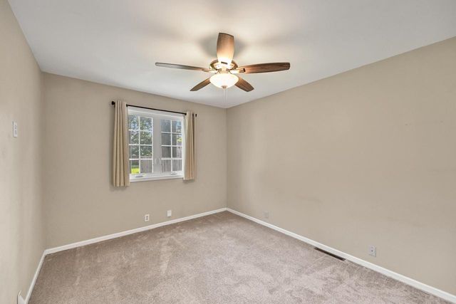 W62N352 Hanover AVENUE, Cedarburg, WI 53012