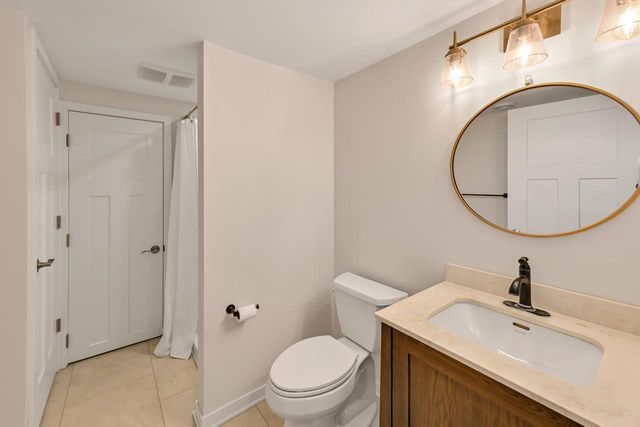 W62N352 Hanover AVENUE, Cedarburg, WI 53012