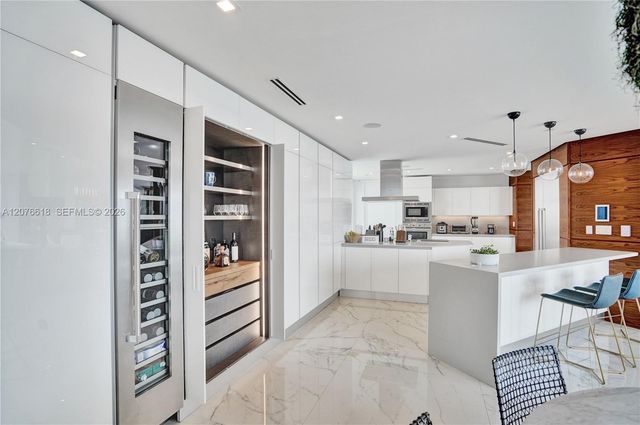 4000 Island Boulevard PH2, Aventura, FL 33160