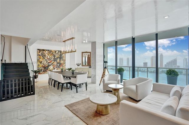 4000 Island Boulevard PH2, Aventura, FL 33160
