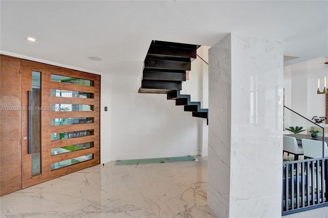 4000 Island Boulevard PH2, Aventura, FL 33160