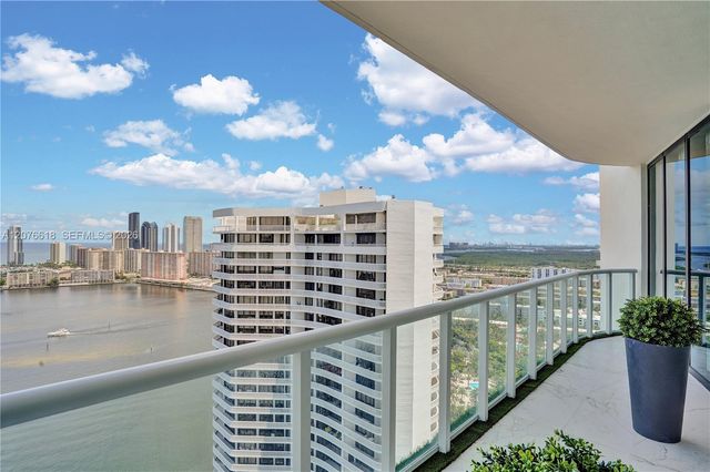 4000 Island Boulevard PH2, Aventura, FL 33160